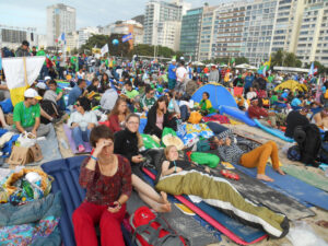 Copacabana vor der Abschlussmesse © Gisela / FrKr ML Copacabana vor der Abschlussmesse WJT