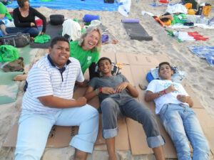 Bild mit Jugendlichen aus Mae Luiza