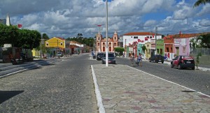 Bild von der Hauptstraße der Interior-Kleinsatdt Caiçara.