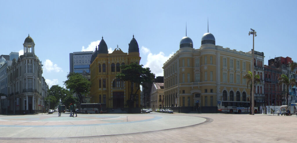 © Gerhard / FrKr ML Panorama Platz