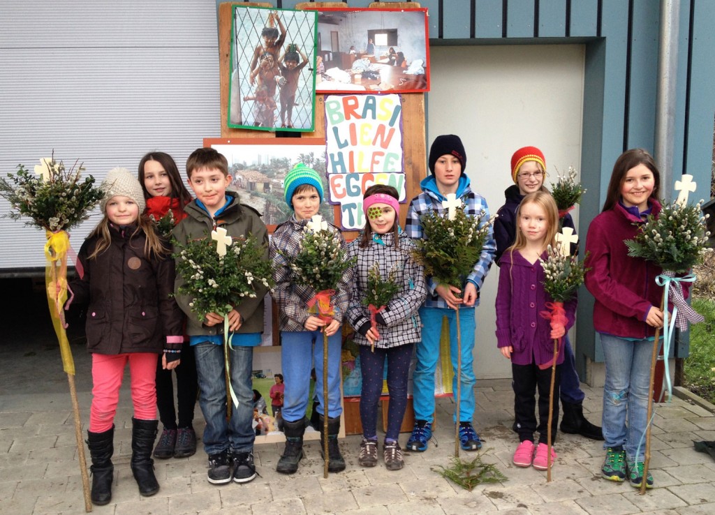 Bild Kinder mit Palmbuschen