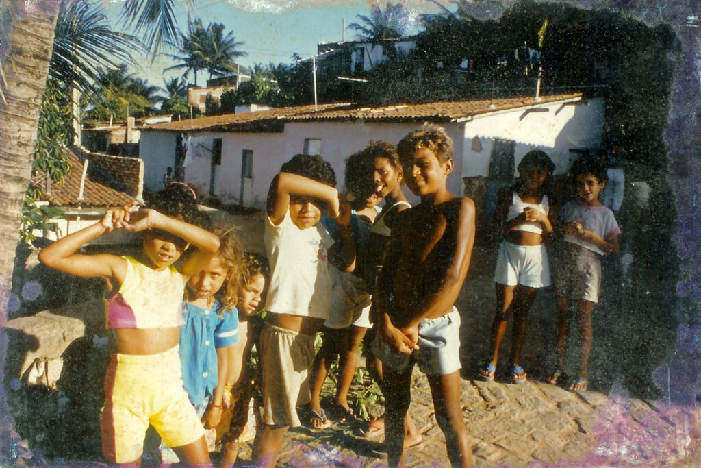 Kinder aus dem Viertel ca 80er Jahre © Archiv Centro Sózio