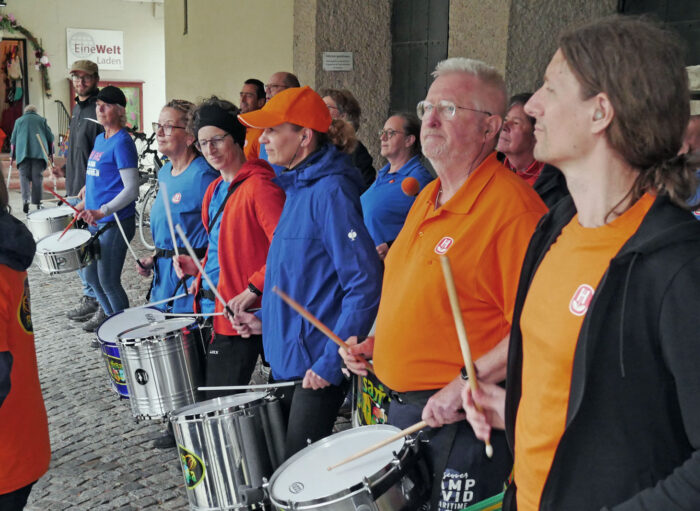 Sambagruppe beim 30-jährigen des Weltladens Penzberg (C) G. Wieser